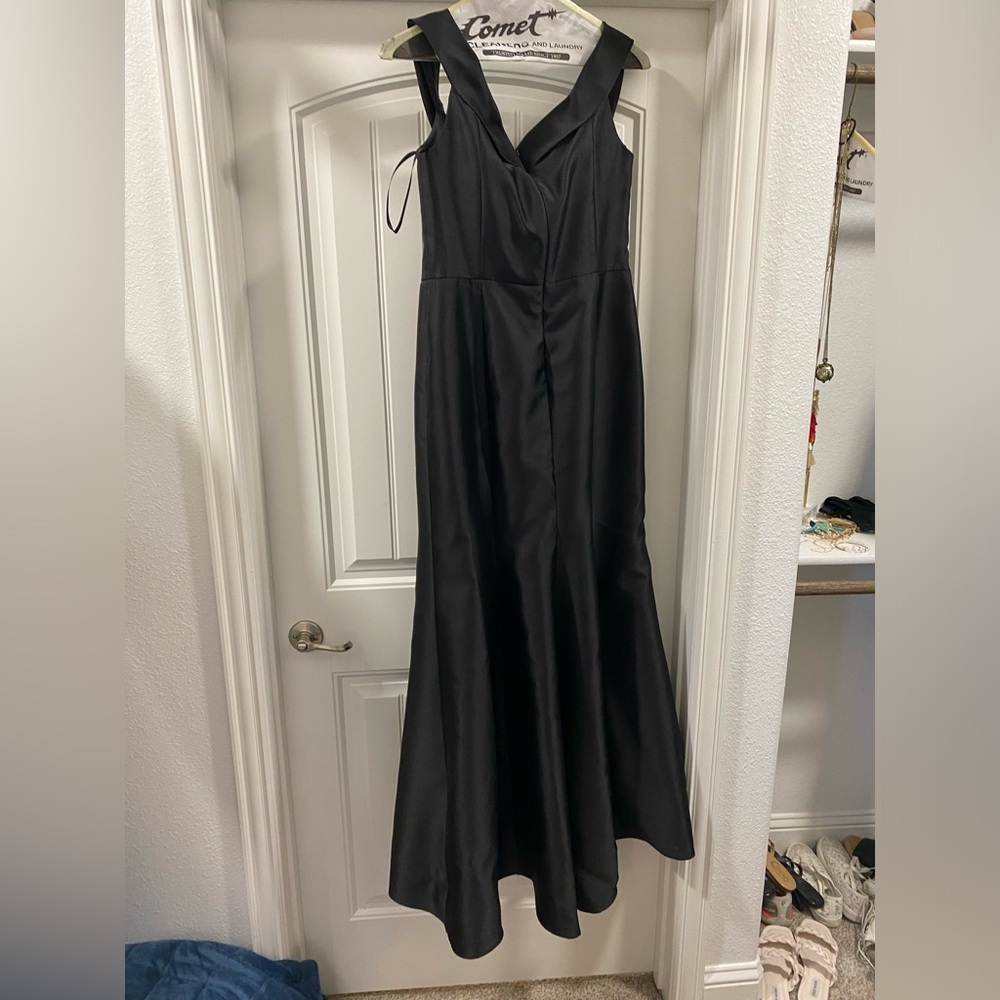 BLACK Alfred Sung Off the Shoulder Satin Gown - Picture 3 of 4